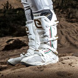  ELEVEIT ELEVEIT ITALY X-LEGEND LIMITED EDITION cross csizma fehr/arany 2024