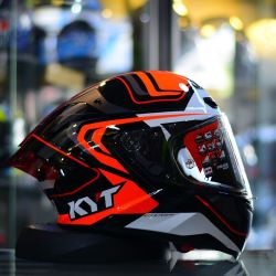  Suomy KYT SUOMY KYT TT-COURSE Overtech speed buksisak fekete/fehr/flu piros 2024